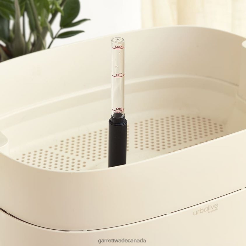 Garrett Wade Free Standing Self-Watering Planter 8628N2123 Garden