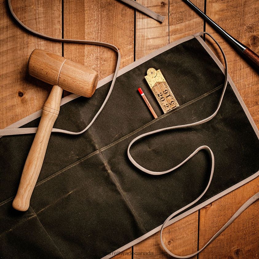 Garrett Wade USA Made Rugged & Versatile Waxed Cotton Apron - Olive 8628N2182 Garden