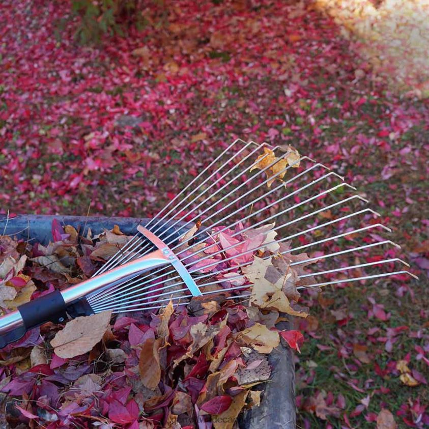 Garrett Wade Collapsing Garden and Leaf Rake with Extendable Handle 8628N2196 Garden