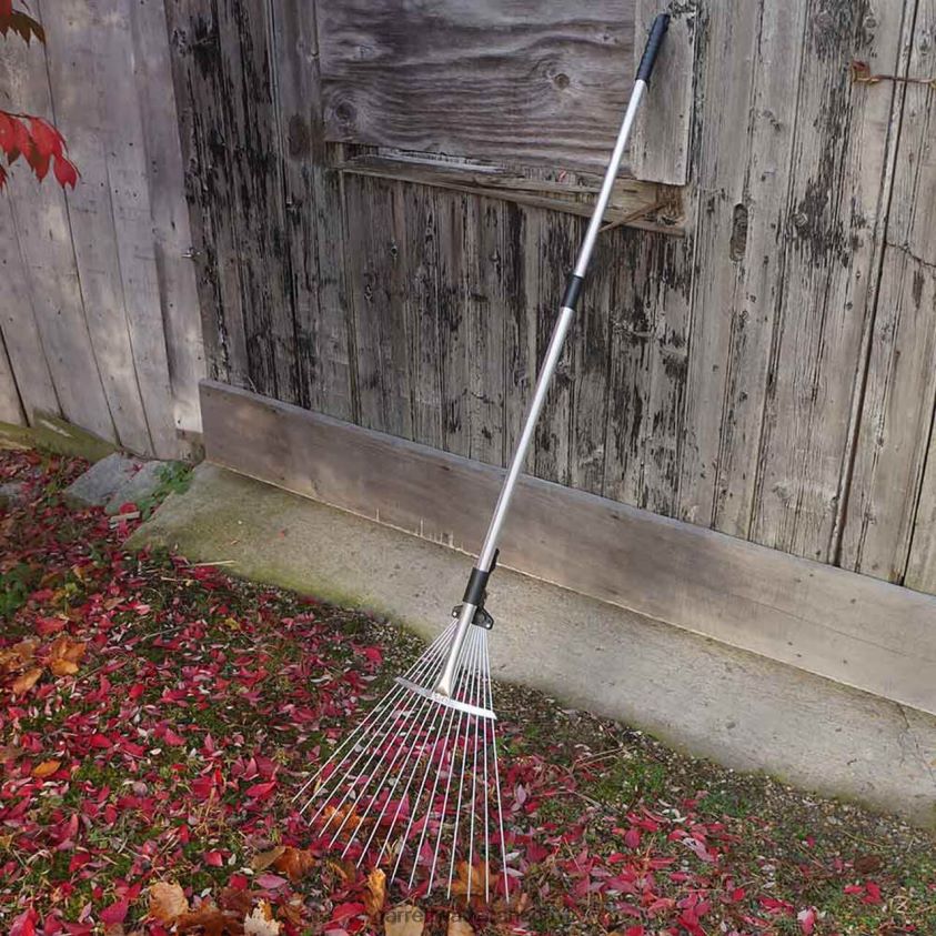 Garrett Wade Collapsing Garden and Leaf Rake with Extendable Handle 8628N2196 Garden