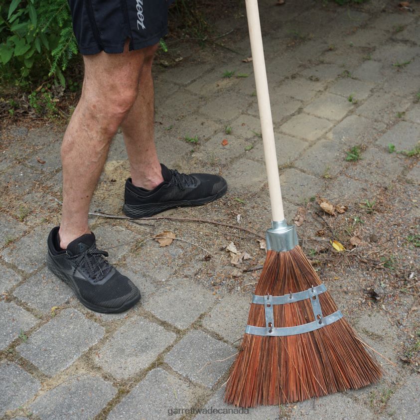 Garrett Wade Heavy-Duty Garden & Garage Broom 8628N2194 Garden