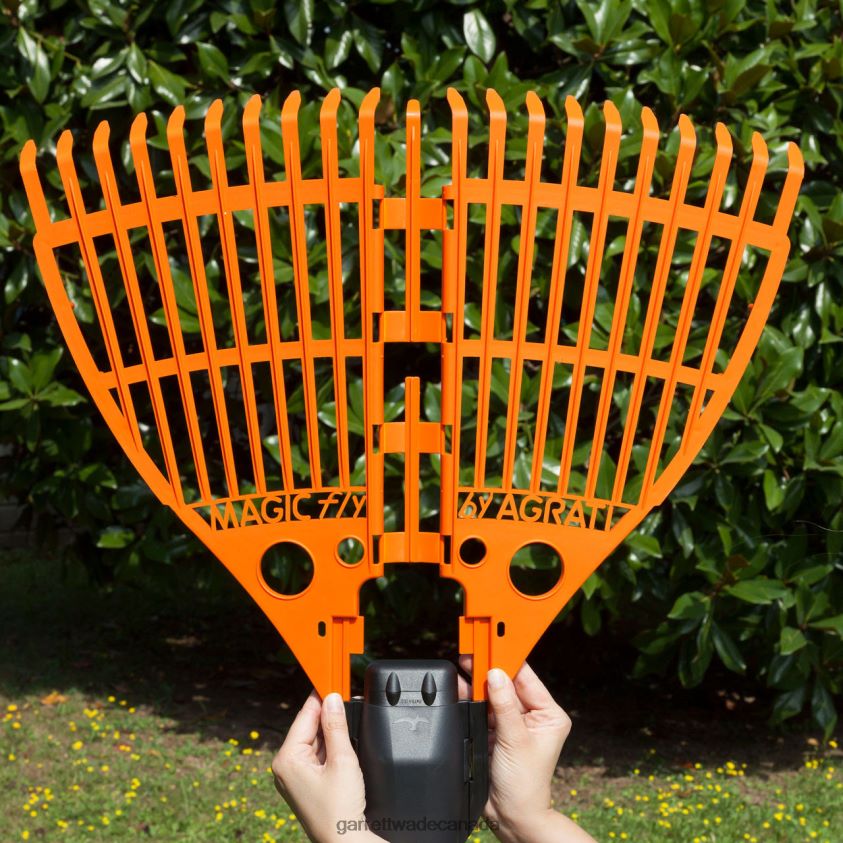 Garrett Wade Italian Leaf Grabber Rake 8628N2206 Garden