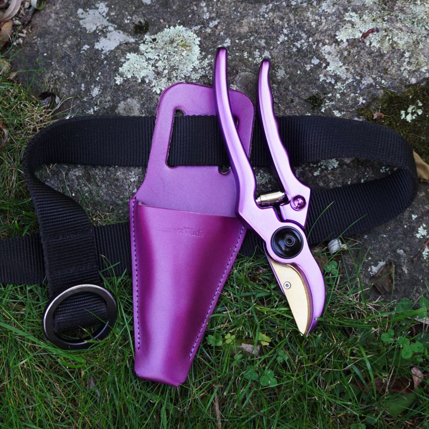 Garrett Wade Ultra-Sharp Purple Pruner and Sheath Set 8628N237 Garden