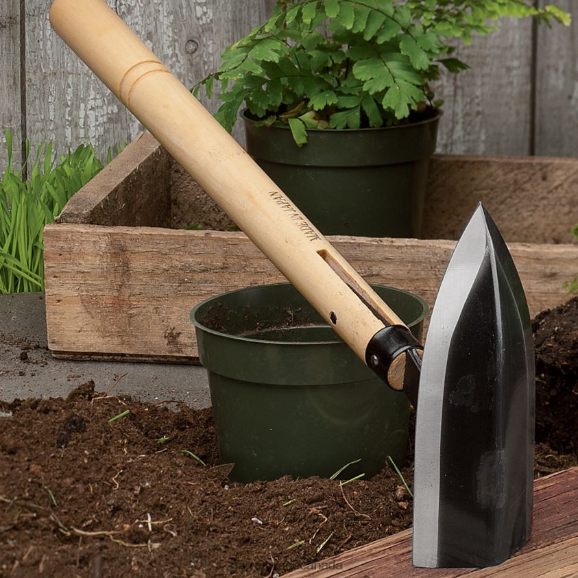 Garrett Wade Japanese Made Triangular Hoe 8628N2107 Garden