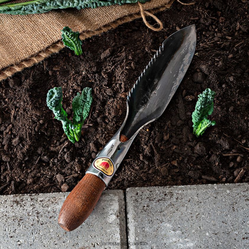 Garrett Wade Red Pig Digging Garden Knife/Trowel 8628N2103 Garden