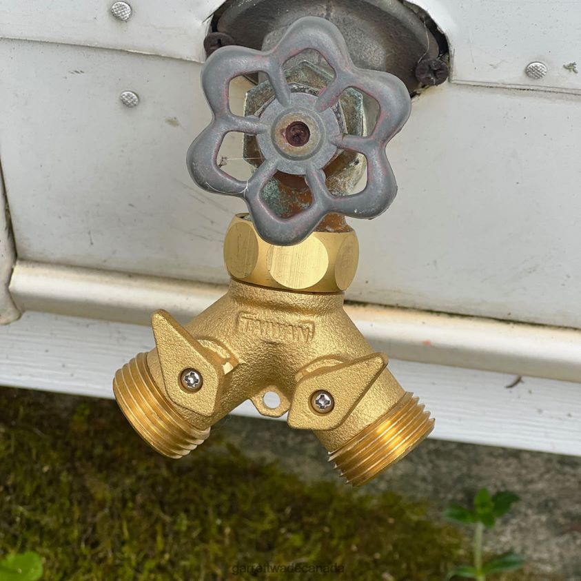Garrett Wade 2-Way Faucet Manifold 8628N2231 Garden