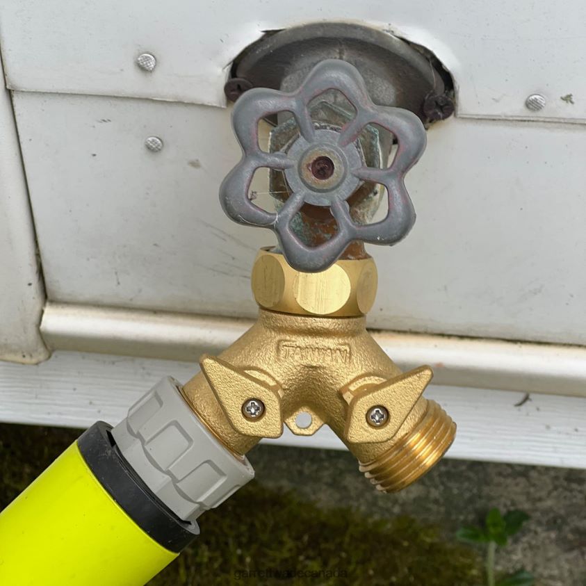 Garrett Wade 2-Way Faucet Manifold 8628N2231 Garden