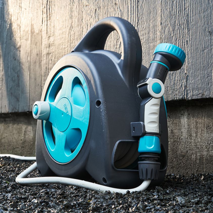 Garrett Wade Space-Saving Hose Reel Assembly 8628N2249 Garden