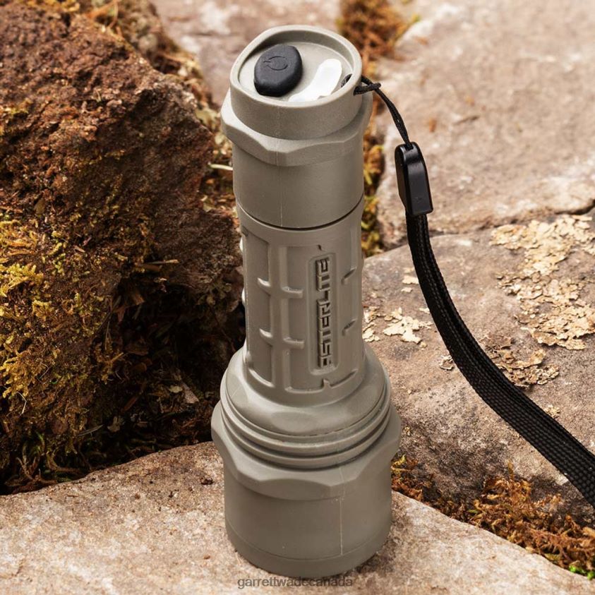 Garrett Wade Explorer's Rugged Field Flashlight 8628N2326 Outdoor