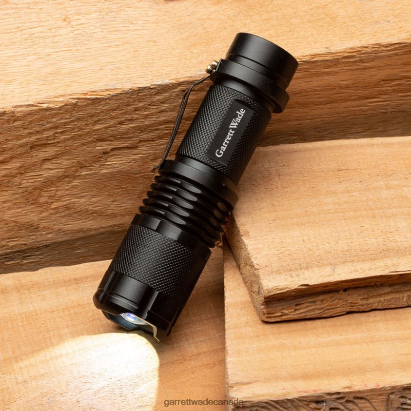 Garrett Wade Adjustable Beam Flashlight 8628N2339 Outdoor